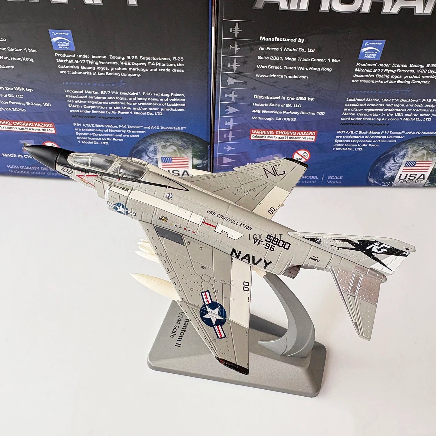 1/144 Scale US F-4 Phantom II Carrier-Based Fighter Jet F4 Silver Diecast Finished Military Plane Model Collection Ornament Gift
