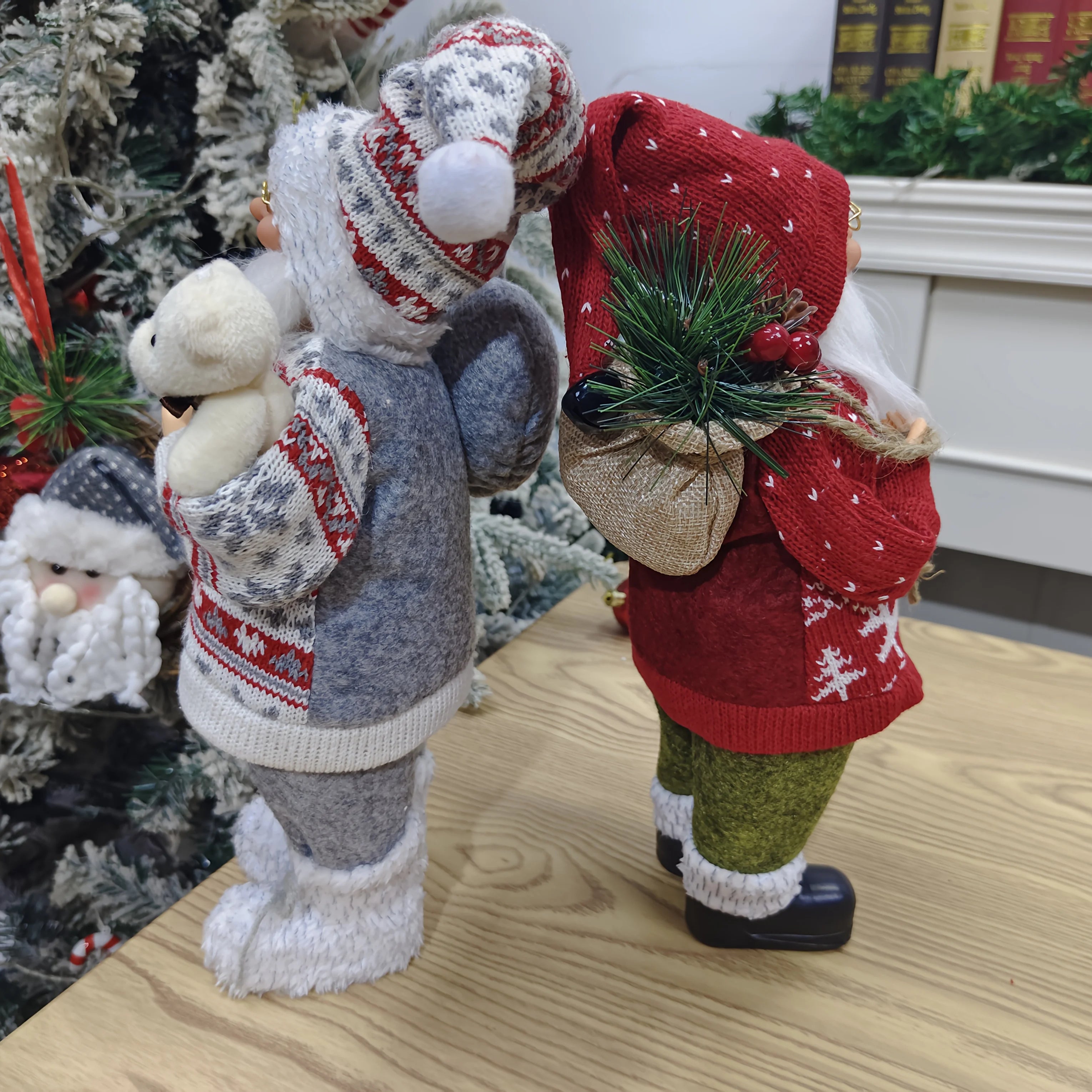 Santa Claus Decorations, Standing Christmas Santa Claus Figurine Figure Decor Christmas Sock and Gifts Bag Christmas Decoration