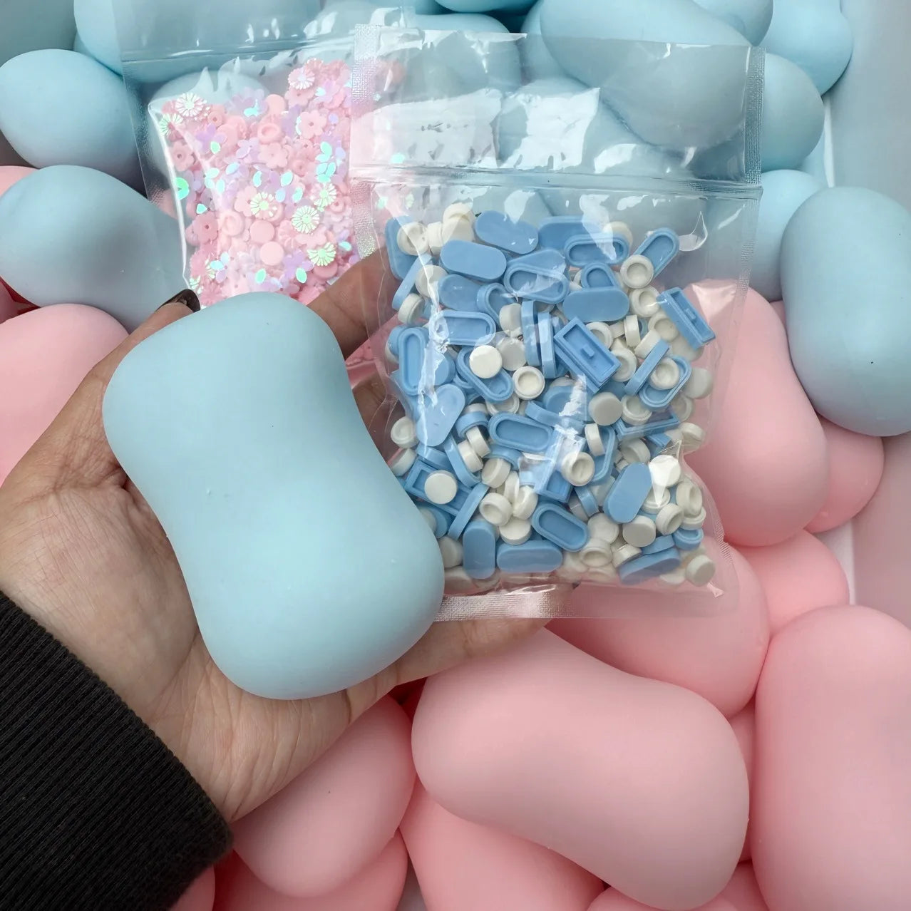 Pink Blue Soap Ball Squishy Soap Stress Ball Fidget Toy Crunchy Squeeze Ball Round Blocks Filled ASMR Anti Stress Toys