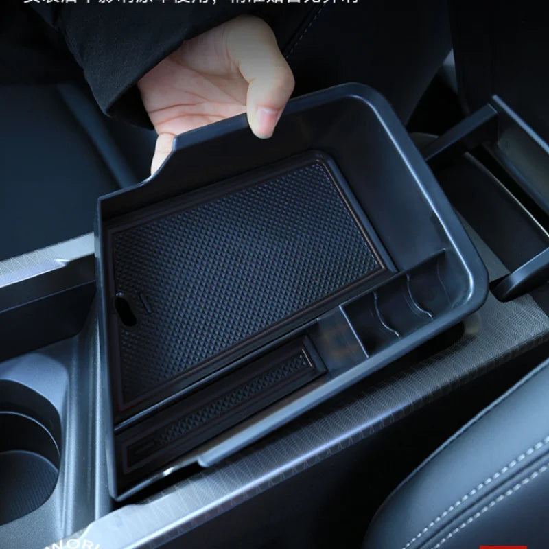 For Geely Emgrand 4th Generation Automatic Edition 2022-2025 Car Central Control Armrest Box Storage Box Car Storage Organizing