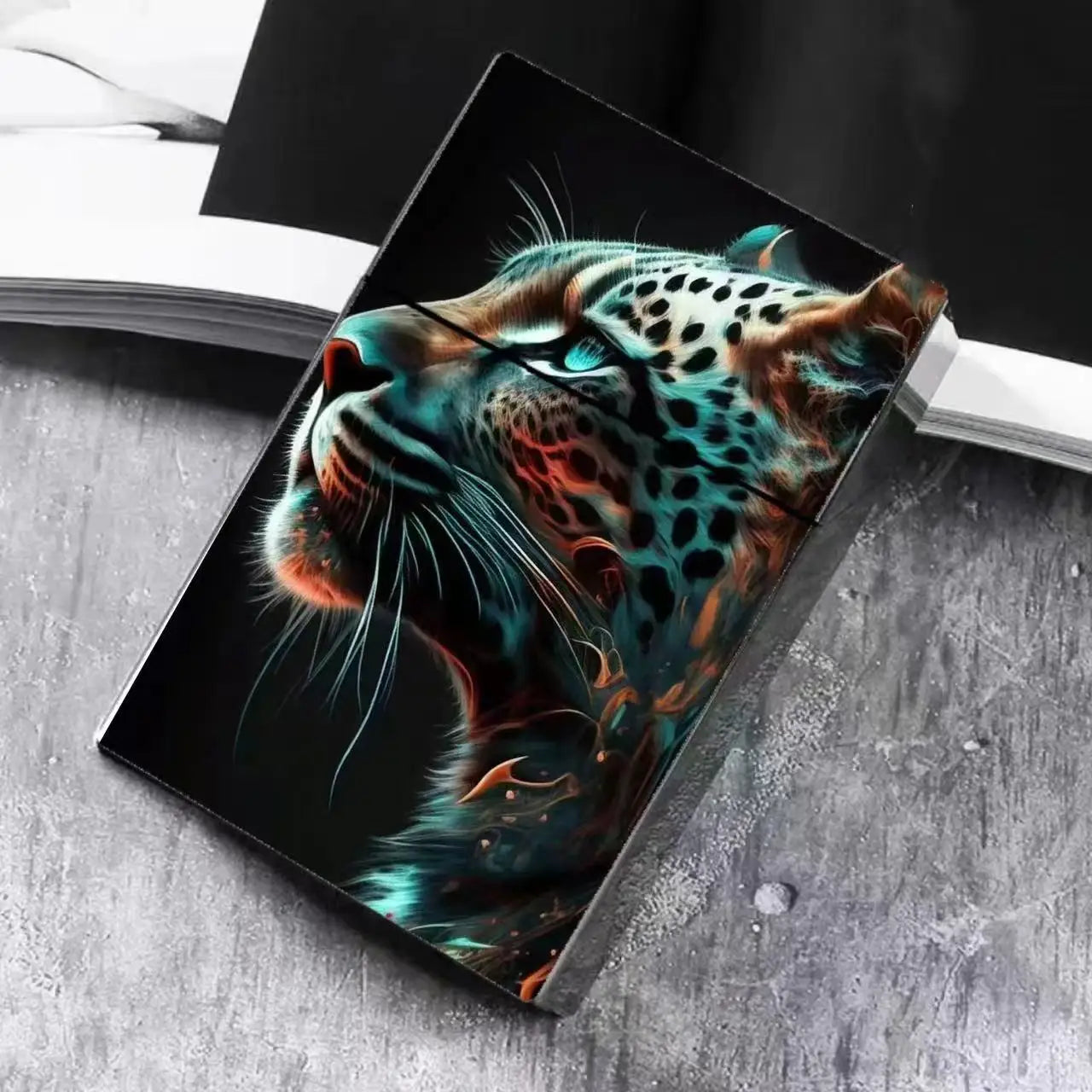 Ins Style Animal Print Cigarette Case for 20 King Size | 2-in-1 Card Holder& Crushproof Box | Cool Gift with Wild Pattern Design