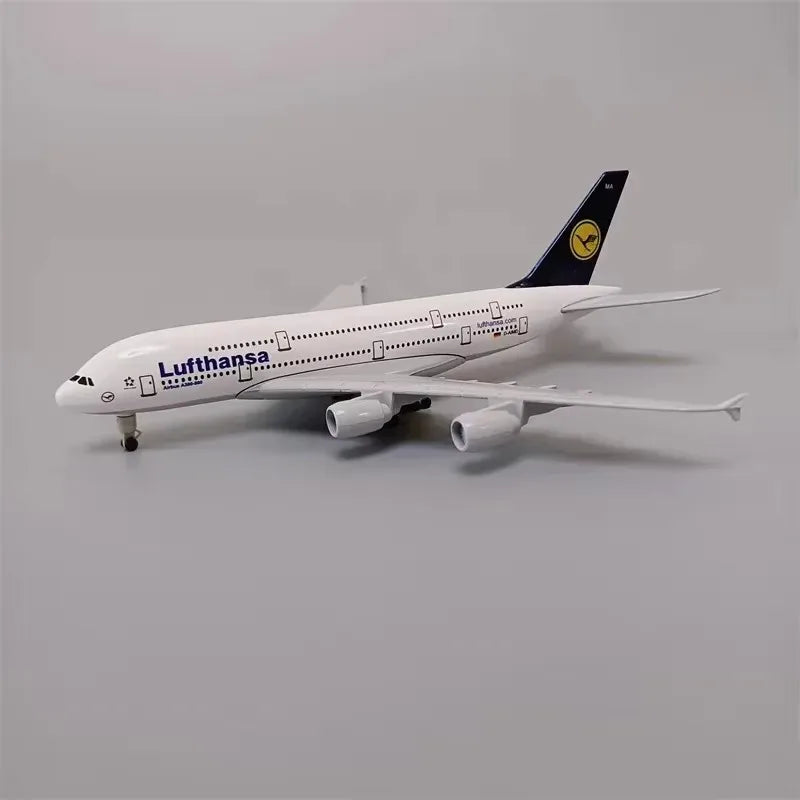 20cm Alloy Aircraft Model A380 Aircraft Airbus Lufthansa Resin Aircraft Model Toy With Landing Gear Collection Hobby Gift