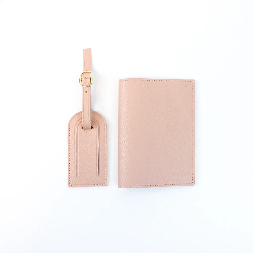 Customized letter pu leather anti-loss luggage tag + two-piece set for travel document and passport holders