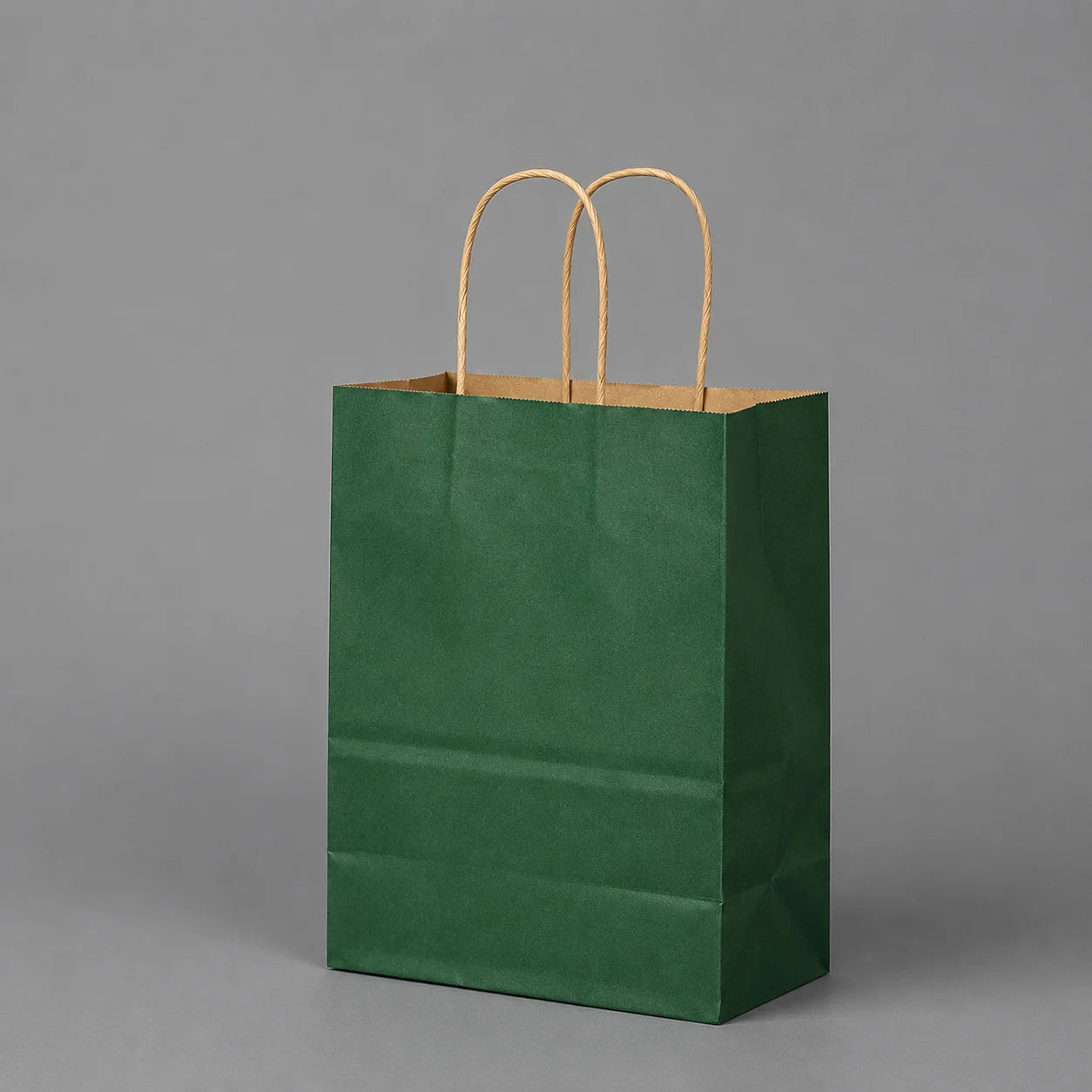 Wholesale kraft paper bags with Handle Custom Logo Cosmetic Clothing Packaging Bags Grocery Shopping Bags Gift Bags