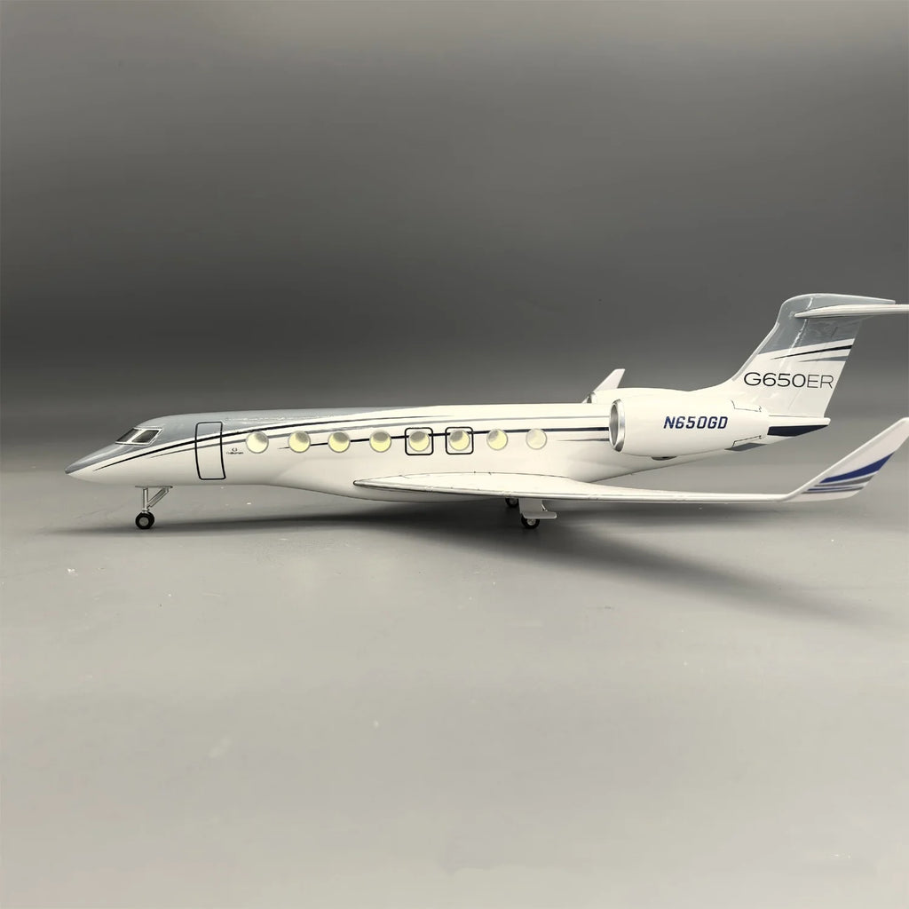 1:50 Scale Model Aircraft Gulfstream G650 Simulation Jet Airplanes Diecast Resin Model Plane Toy With Wheels Original G650 House