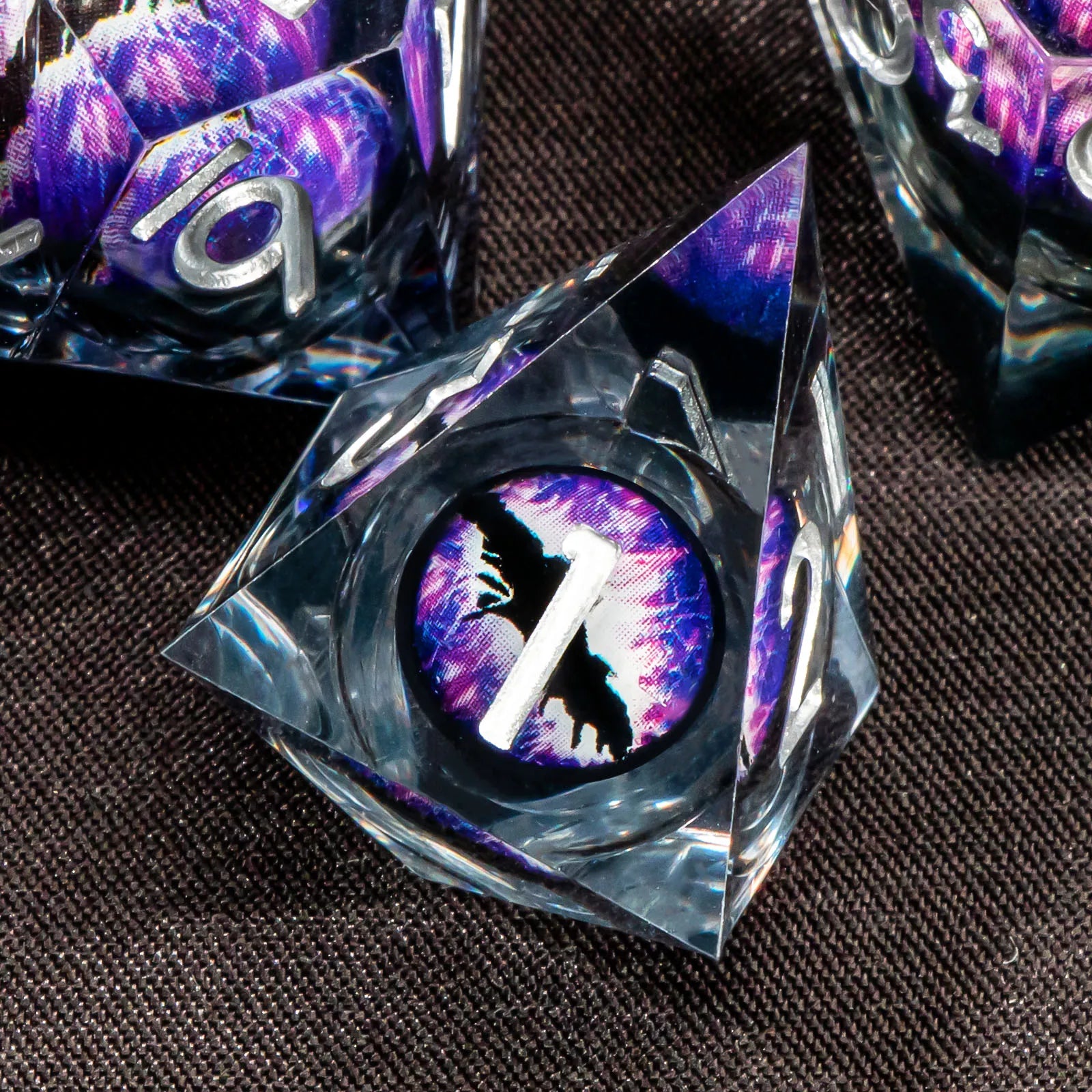 DND Liquid Core Dice Set D&D, Sharp Edge Resin Dungeon and Dragon Dice, Role Playing RPG D and D Dice D20 D12 D10 D8 D6 D4
