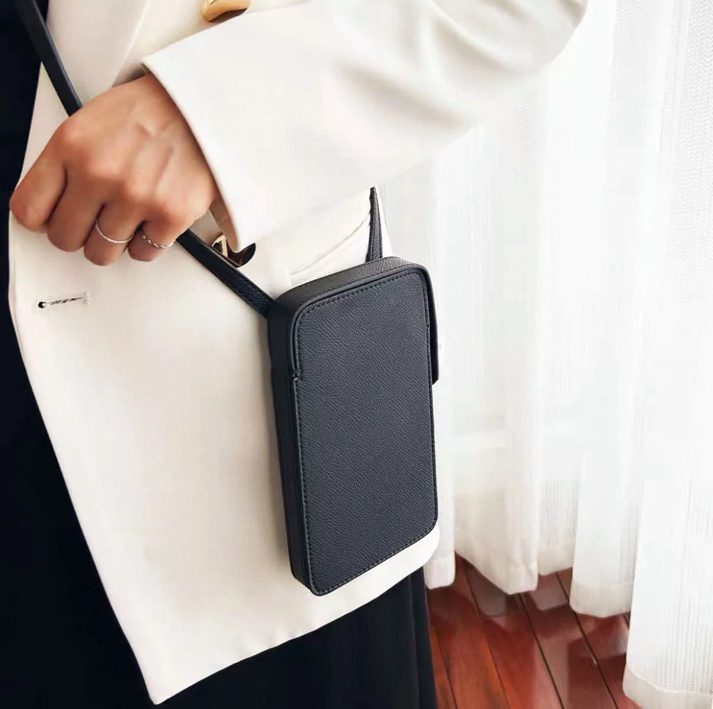Luxury Design Phone Bag Women Lock Buckle Cell Phone Bag Fashion Hundred Leather Box Bag Simple Premium Sense Mini Shoulder