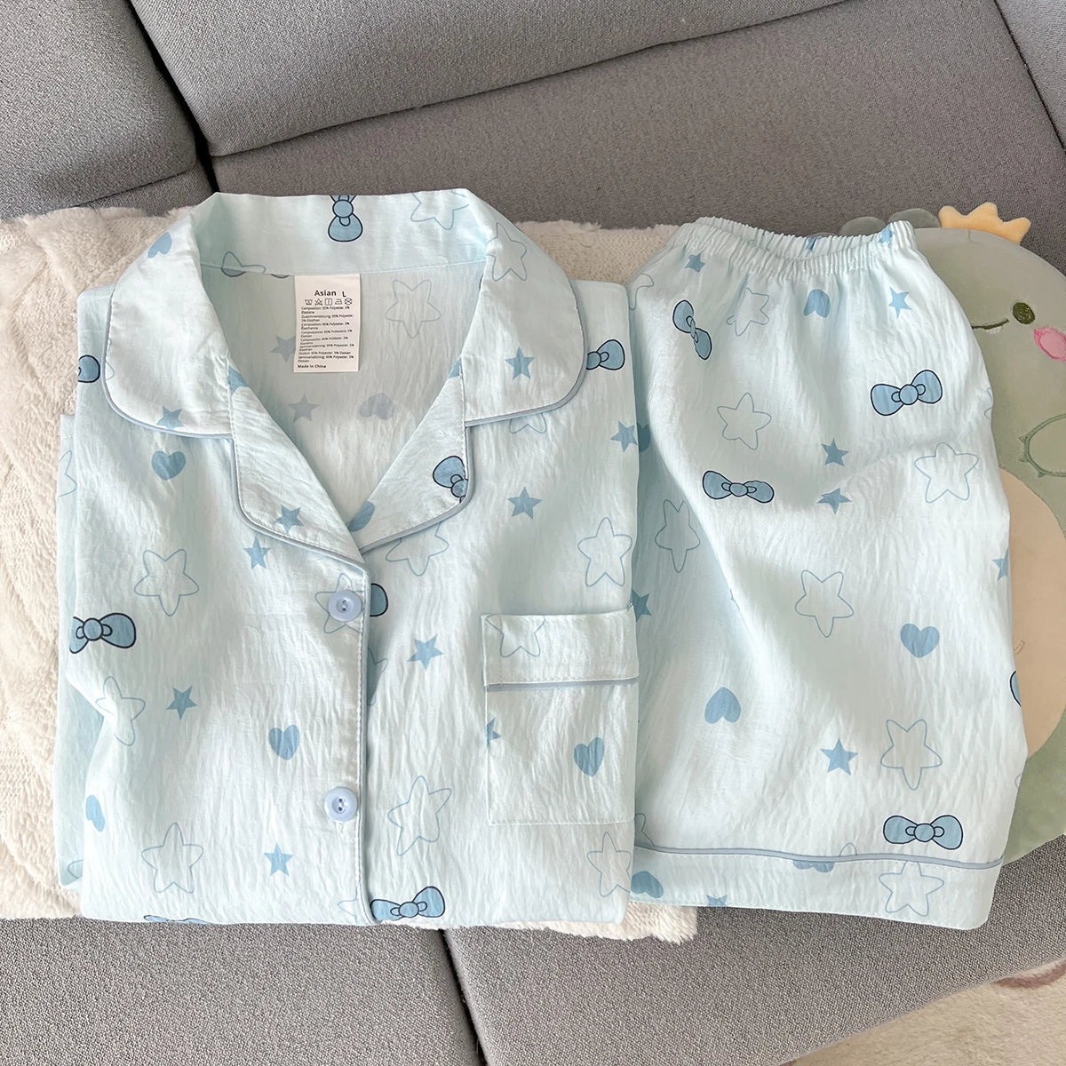 Women's Summer Thin Pajamas with Heart-Shaped Bow Pattern, Short-Sleeved Shorts, Sweet and Cute, Can Be Worn Outside in Summer, Two-Piece Home Wear Set