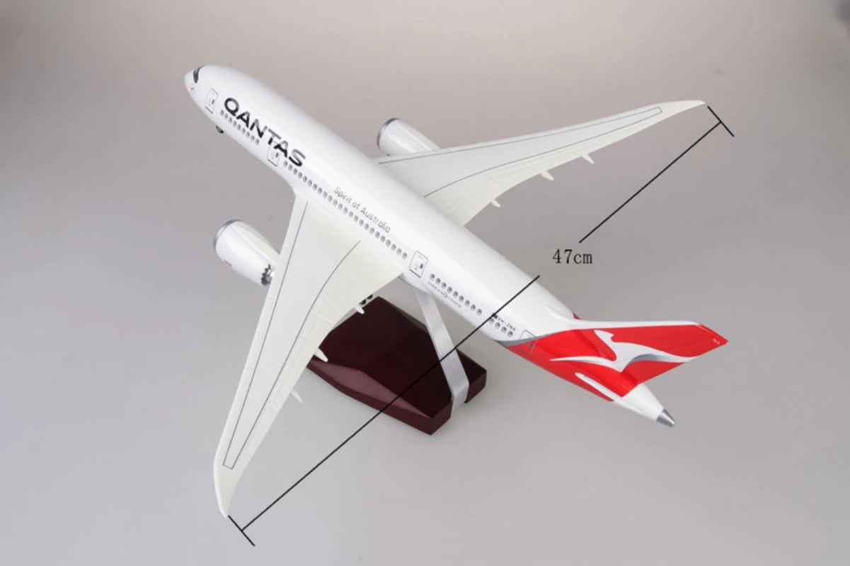 B787 Qantas Airways 47cm 1/130 Scale Aircraft Models Kit Diecast Airplane Resin With Light & Stand Toy Planes For Children Gift