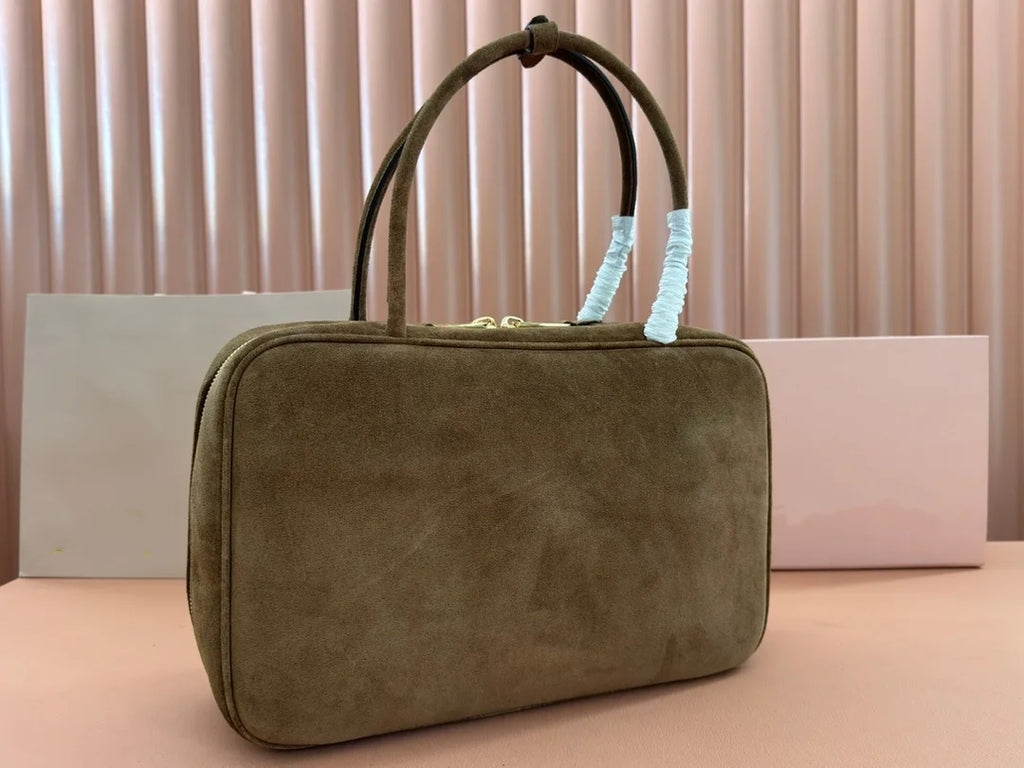 Luxury Makeup Bag High-Quality Sheepskin Handle Vanity Box Crossbody Shoulder Handbag 2026 Designer Women's