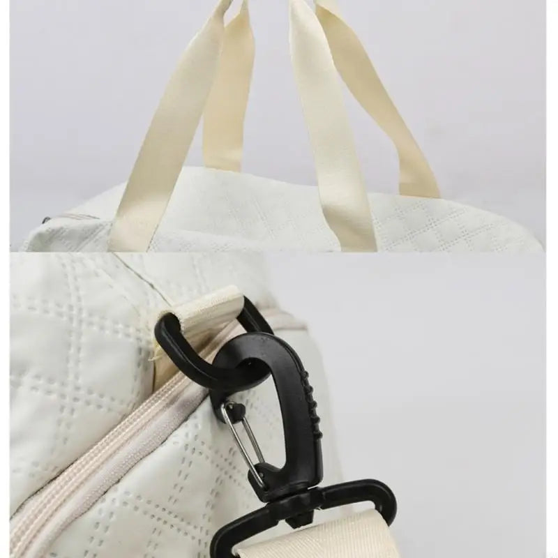 Q1QA Large Duffle Bag for Gym and Travel Sport Bag With Wet and Dry Compartments Suitable for Yoga and Short Trip