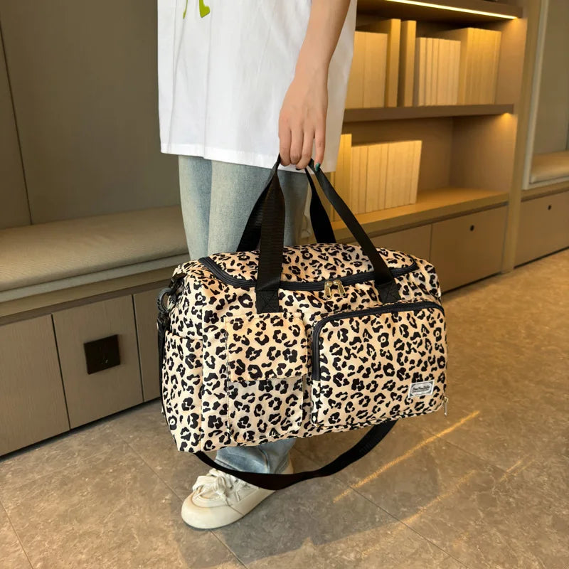 Classic Leopard Print Large Capacity Leisure Luggage Bag with Multiple Pockets and Shoe Compartment Sports Fitness Travel Bag