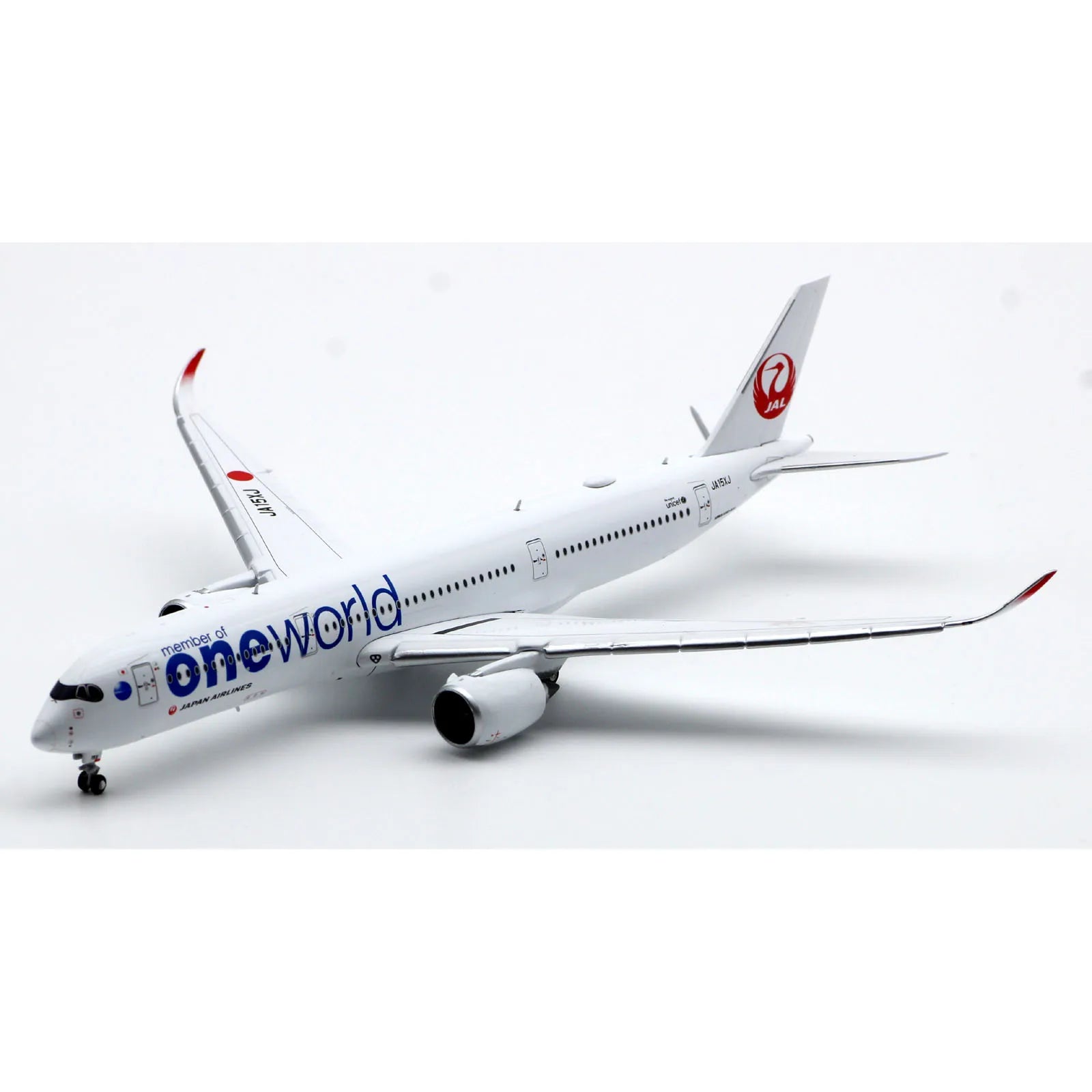 SA4003A Alloy Collectible Plane JC Wings 1:400 Japan Airline JAL Airbus A350-900XWB Diecast Aircraft Jet Model JA15XJ Flap Down