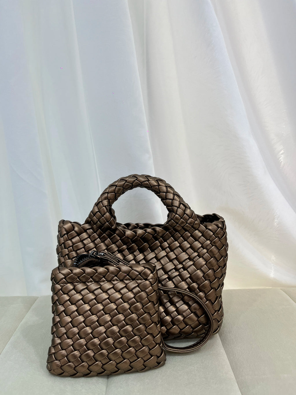 Designer bag Women's handbag Popular small size version PU leather woven bag Fashion style soft handmade bucket bag