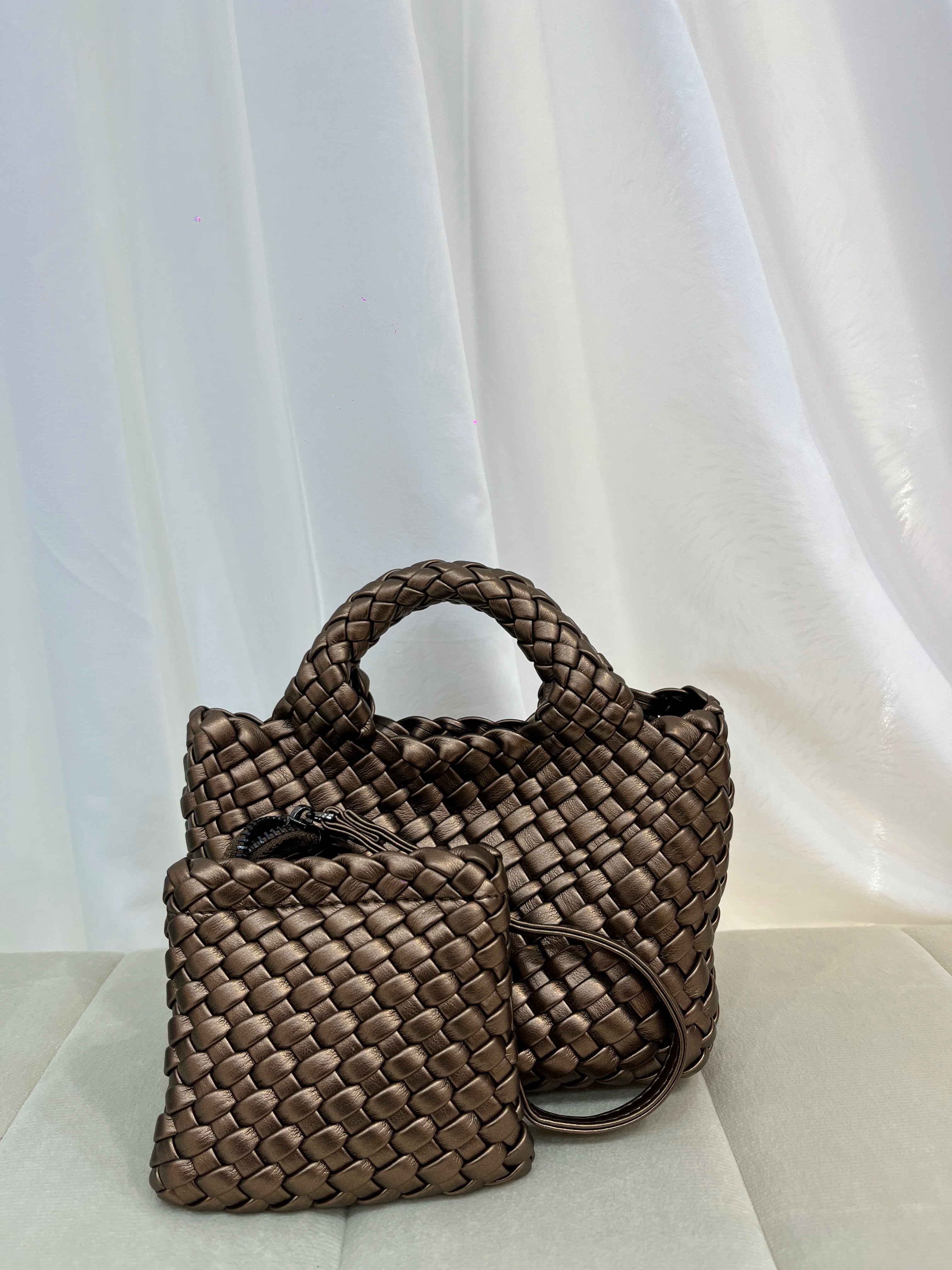 Designer bag Women's handbag Popular small size version PU leather woven bag Fashion style soft handmade bucket bag