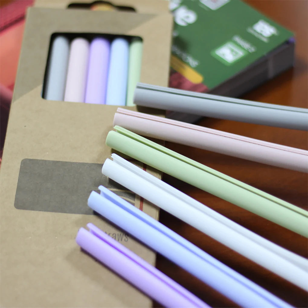 Pack of 6 Silicone Straws Reusable Soft Drinking Openable Snap Portable Travel Festival Home Kitchen Drinkware