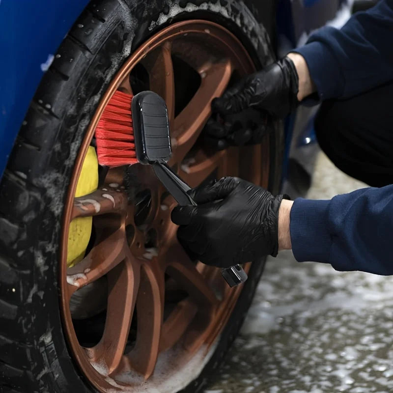 1Pc Soft Bristle Car Wash Brush - Long Handle Tire & Body Cleaning Tool With Red Head For Wheel Hubs
