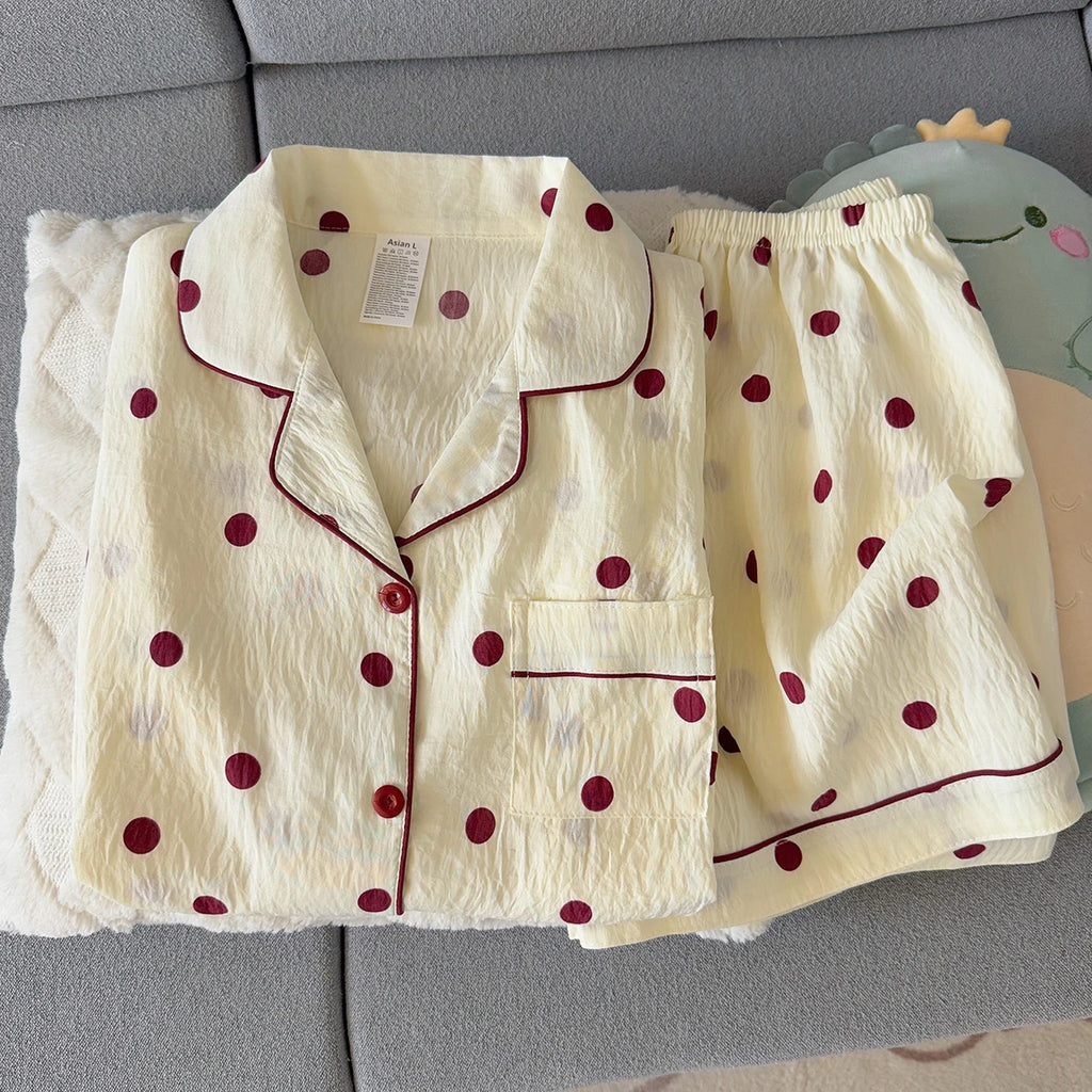 Women's Summer Pajamas, Thin Polka Dot Pattern Short-Sleeved Shorts, Sweet and Cute, Can Be Worn Outside in Summer, Two-Piece Home Wear Set