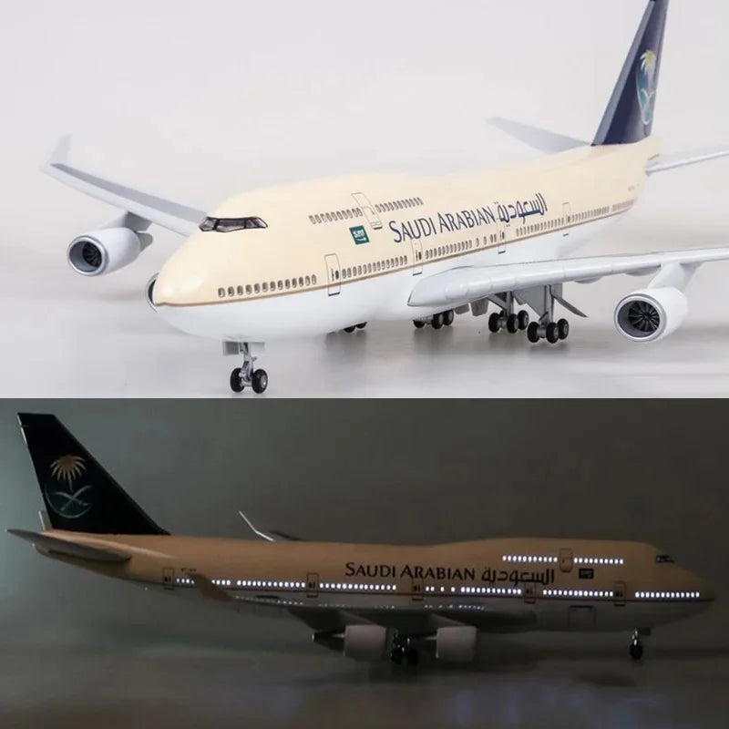 B747 Plane Model Saudi Arabian Airlines 47cm Resin Aircraft Models Toy Planes with Wheels and Lights for Collection Gift