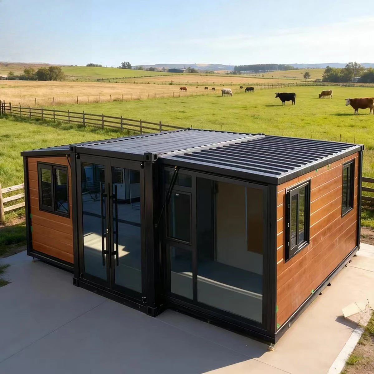 Container House Prefabricated Tiny Home for Sale 40ft Two Story Expandable Modular Building