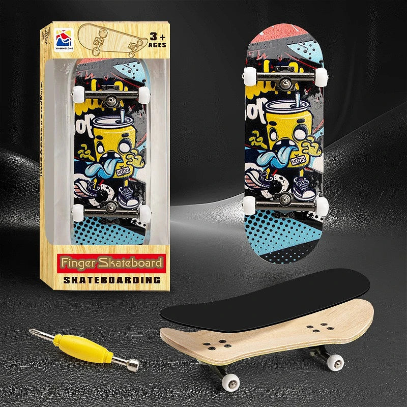 Wholesale Professional Bearing Mini Stress-Relieving Fingerboard Toy Made of Five-Layer Maple Wood