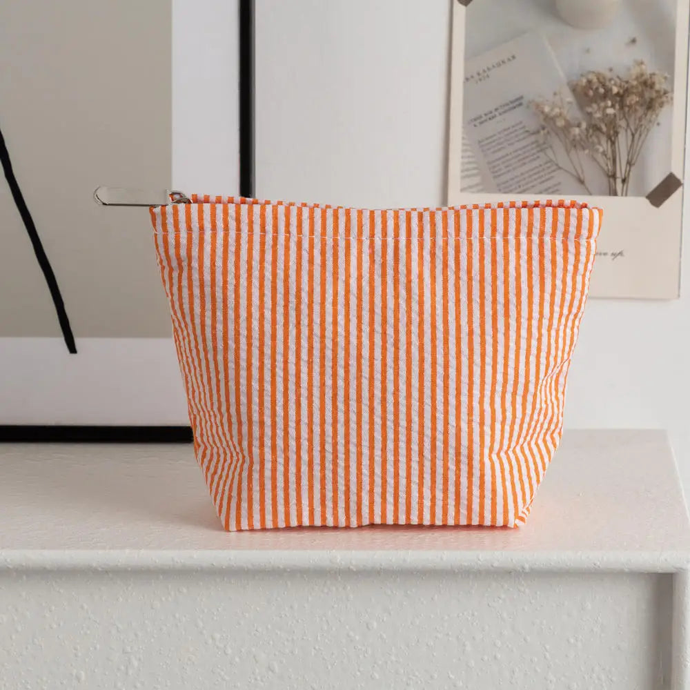 Women's Striped Beach Clutch Bag Versatile Small Woven Crochet Handbags Purses Knitting Dumpling Clutch Casual Bag