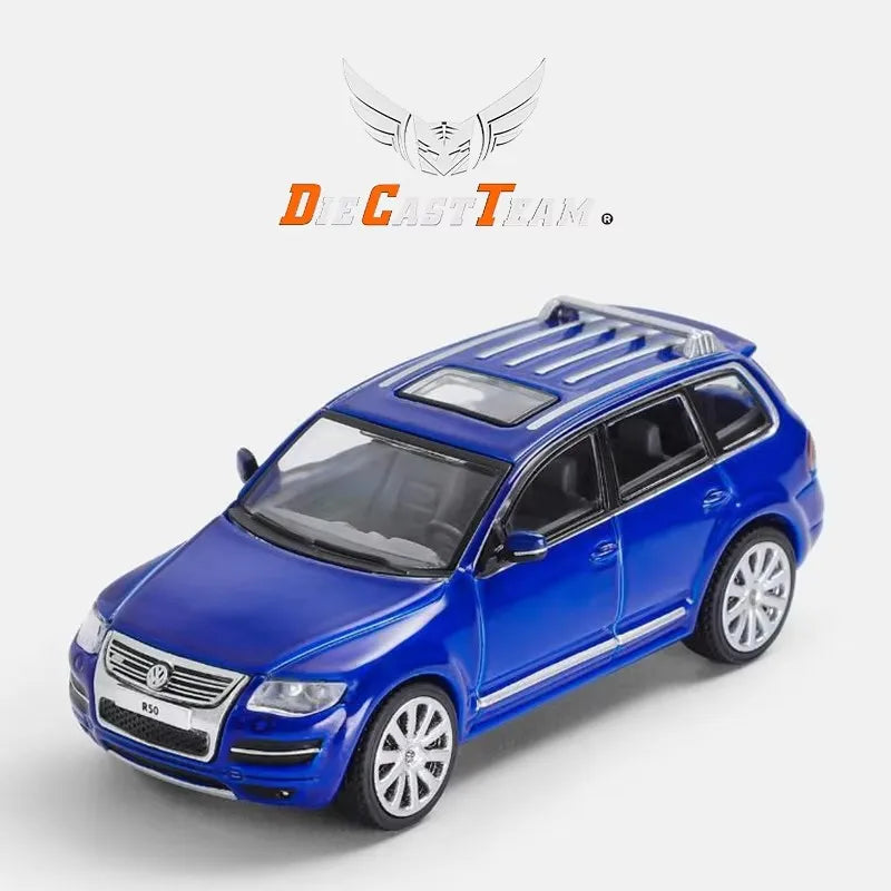 SHADOW / DCT 1/64 Volkswagen Touareg R50 Car Alloy Toys Motor Vehicle Diecast Metal Model Kids Xmas Gift Toys for Boys