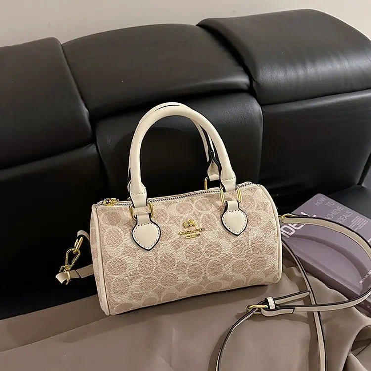 Luxury All-Day Comfort Designer Diaper Bag Women Large Capacity Tote Elegant Leather Crossbody Handbag For Endurance And Style