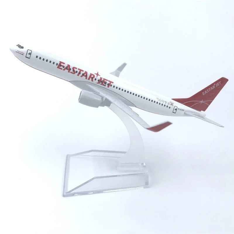 16cm B737 Korea Eastar Jet Airlines Alloy Aircraft Model Diecast 1/400 Scale Plane Metal Toy Miniatures With Base Boys Hobbies