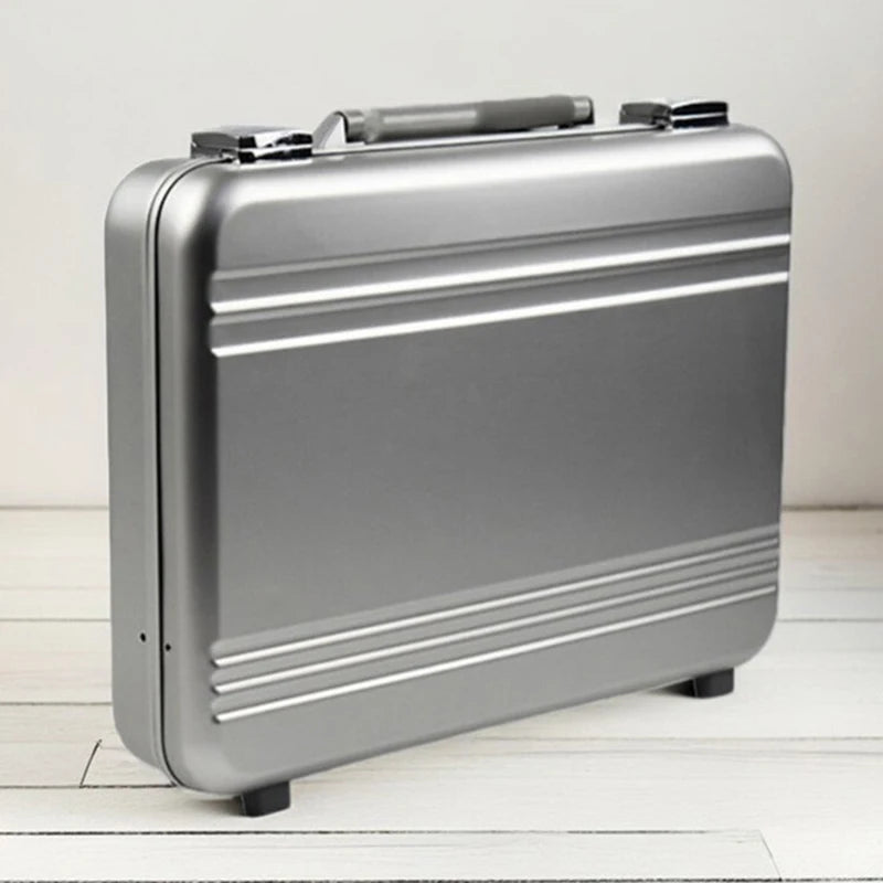 High End Briefcase Aluminum Alloy Travel Security Case Portable Carry-on Toolbox for Laptop Tablet Business Accessories Storage