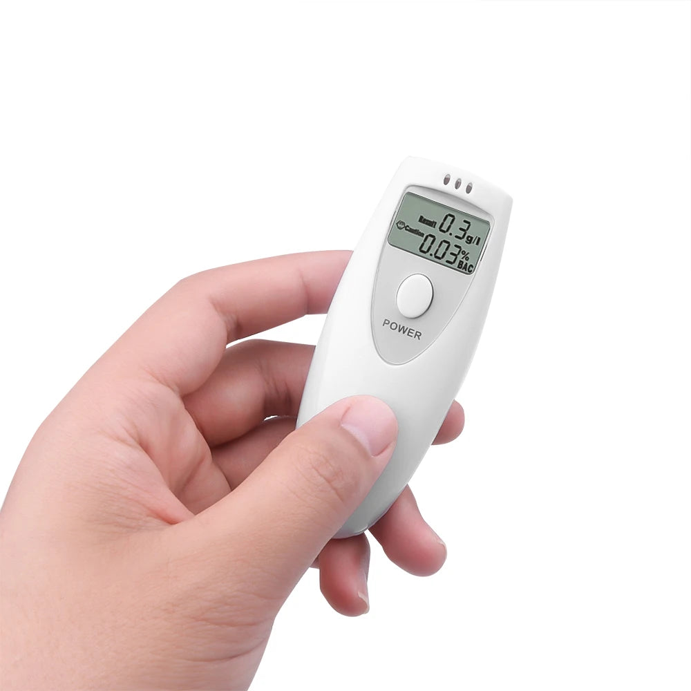 No Contacted Digital Alcohol Tester Portable Breath Alcohol Analyzer Breathalyzer Detector Alcohol Detection LCD Screen