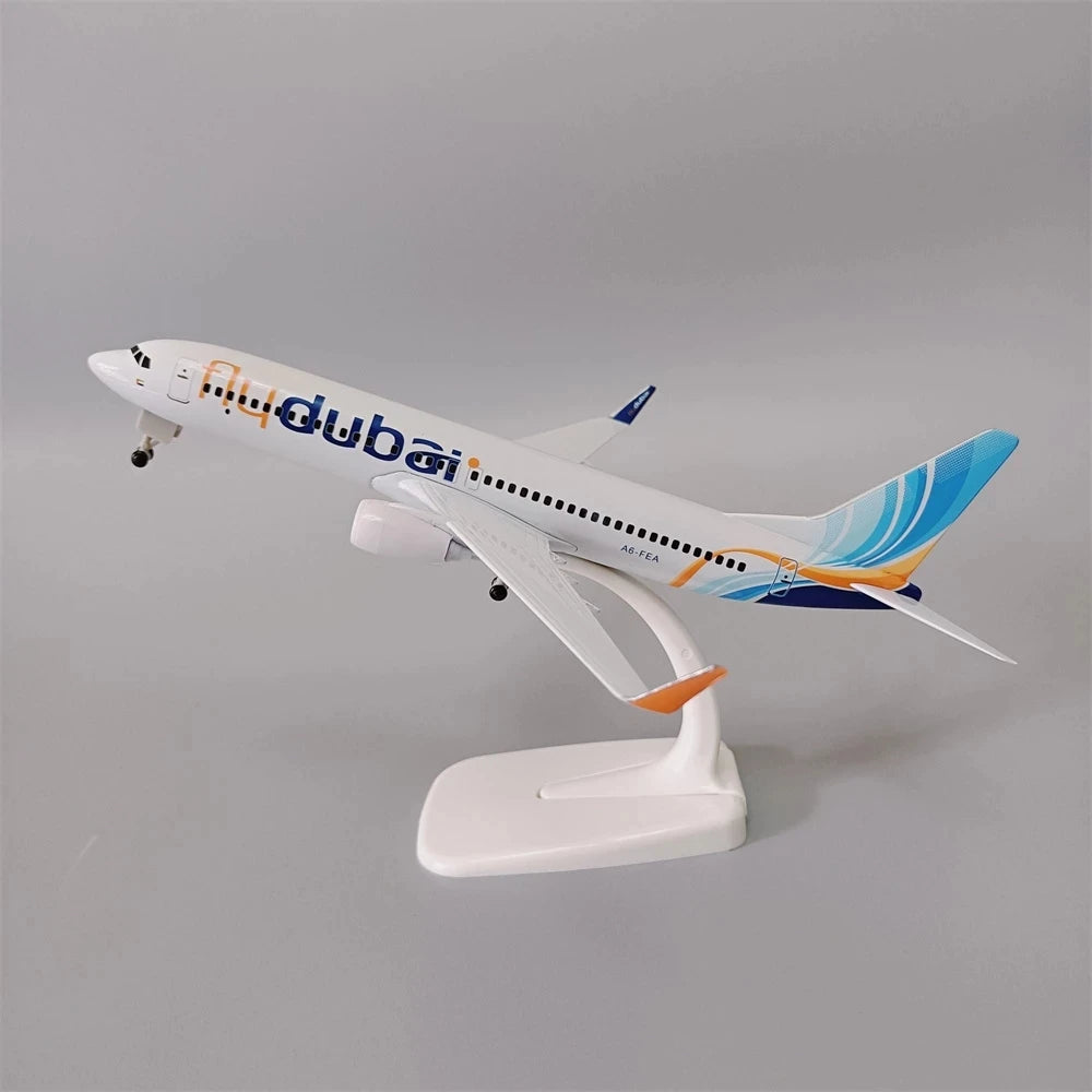 20cm Alloy Metal Airplane Model Air Fly Dubai Airlines B737 Diecast  Plane Model with Landing Gear Wheels Static Collectible