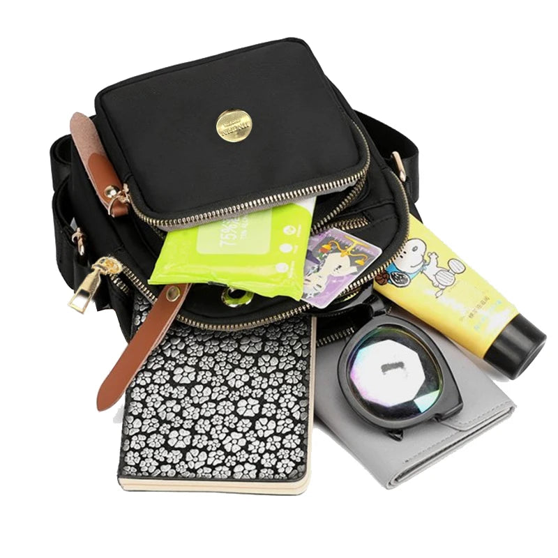 Neutral style compact mini bags for men and women, designed for travel and outings, featuring a simple single-shoulder design.
