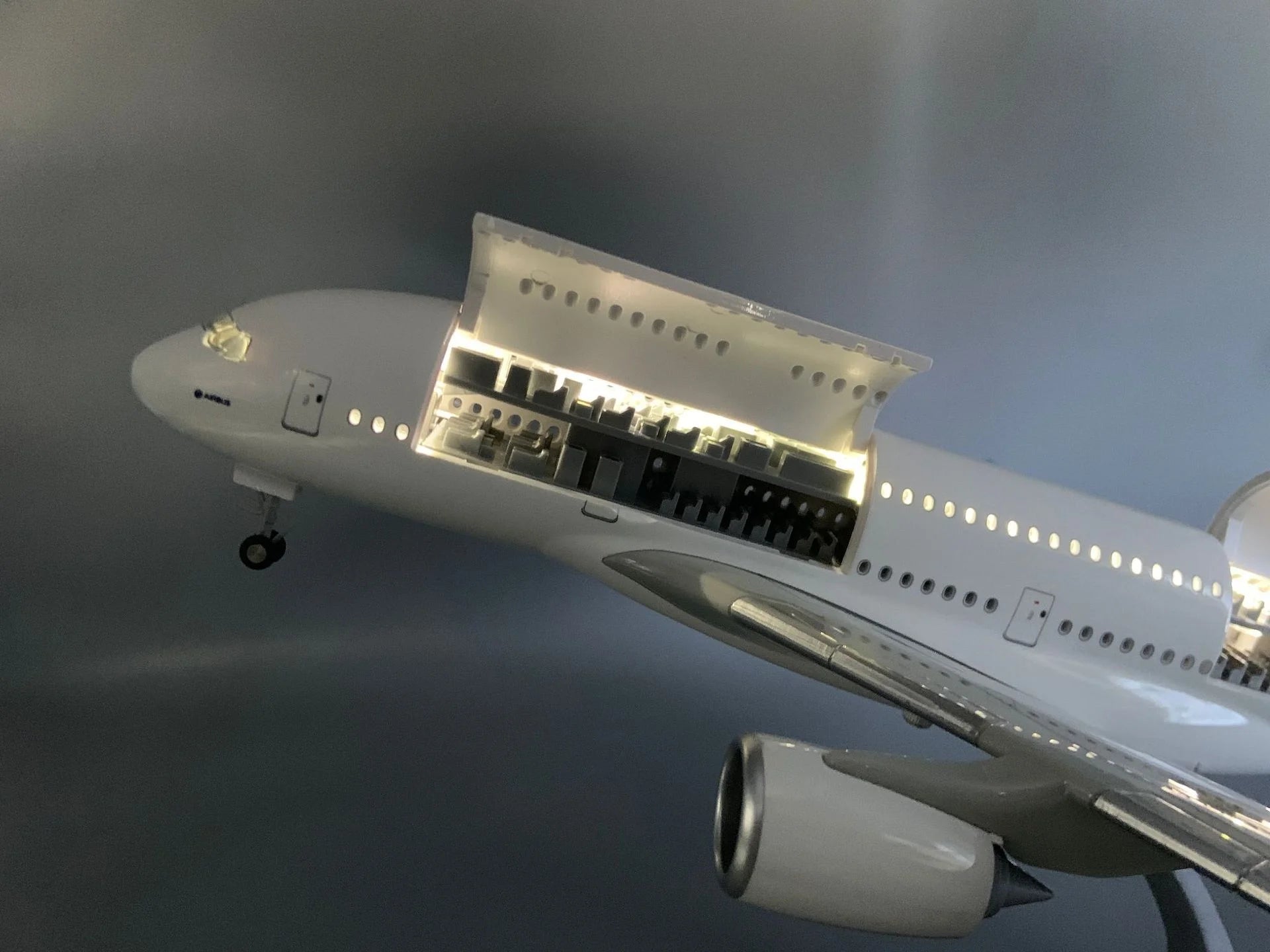 1:160 Scale Model Plane A380 Prototype with Opening Doors LED Lights & Rolling Landing Gear Static Display Souvenir Plane Toy