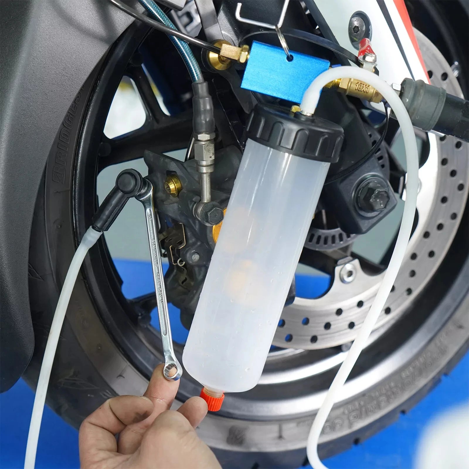 Universal Oil Change Pump Brake Bleeder Fluid Suction Hydraulic Exchange Drain Tools with Hose Extractor Pump Oil Evacuator
