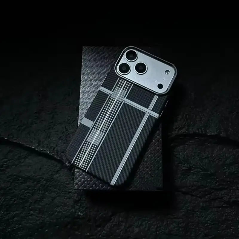 For Magsafe Carbon Fiber Texture Armor Case For iPhone 17 17Pro Max 16 Pro Ultrathin Alloy Lens Wireless Charge Hard Cover Coque