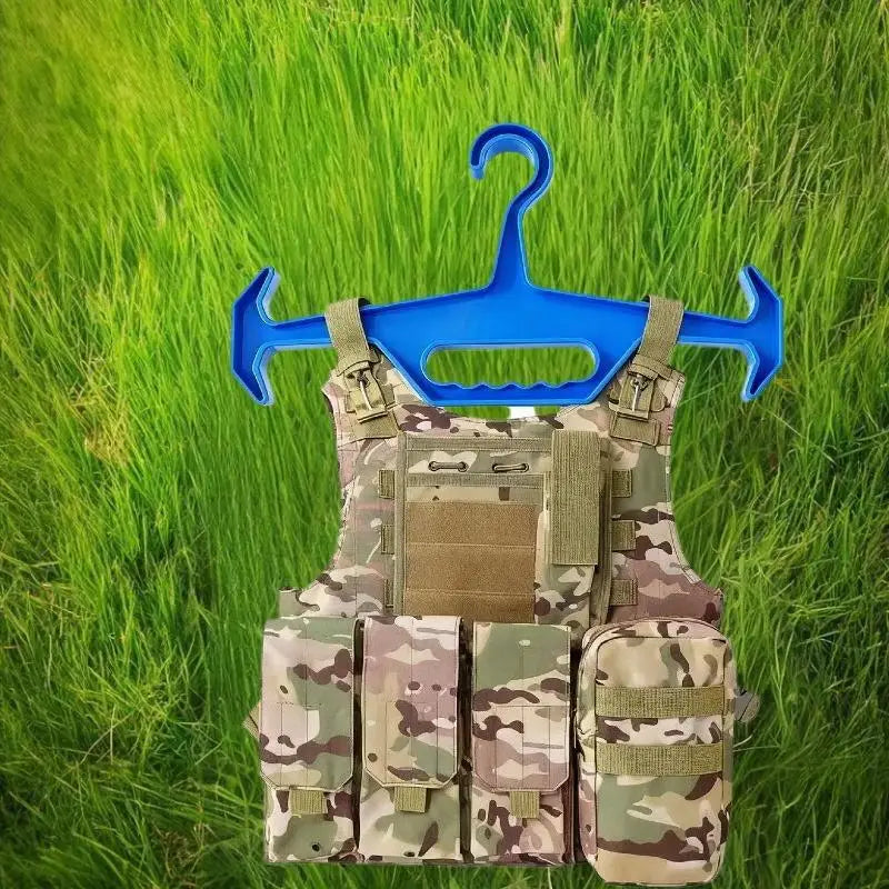 Large Capacity Heavy Duty Hanger For Tactical Vest 360 Rotate Plastic Rack For Hunting Diving Suits And  Kits