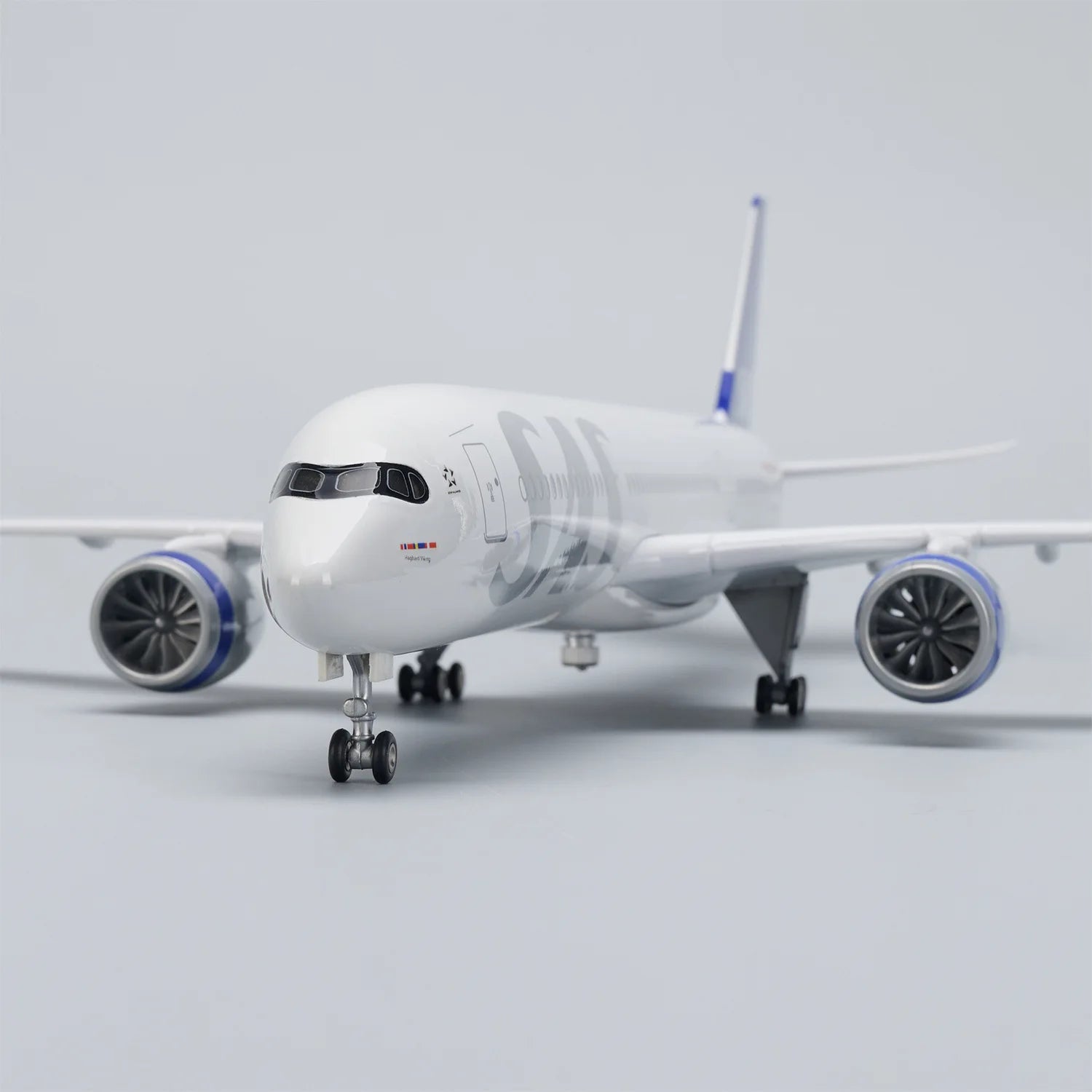 47cm Large Scale SAS A350 Airplane Model Resin Diecast Model plane with Landing Gear Wheel for Collections Display or Toy Gift
