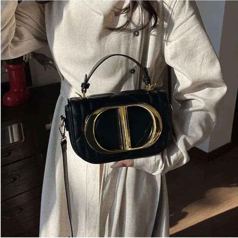 Stylish Designer Diaper Bag Women's Leather Tote Luxury Crossbody Bag Vintage Minimalist Large Capacity Elegant Fashion