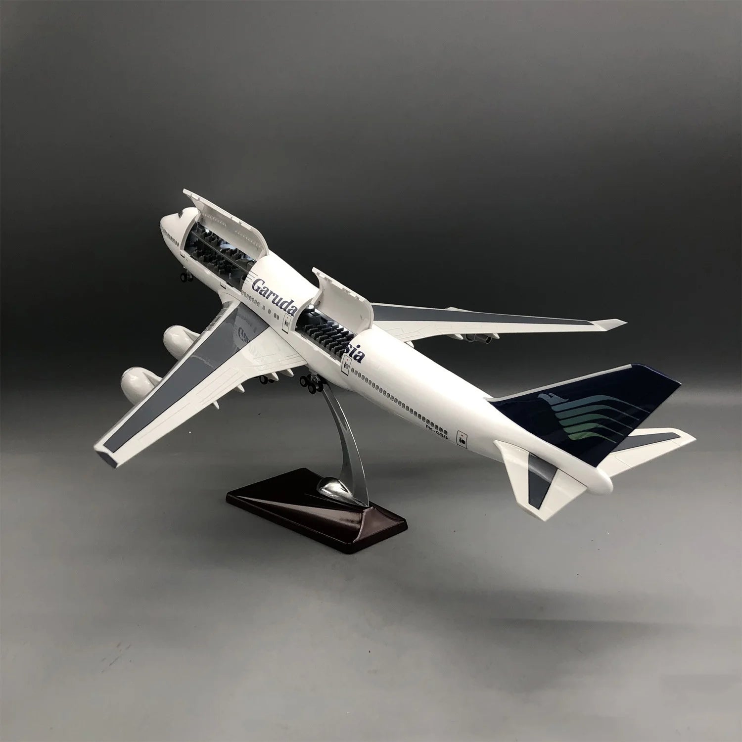 47cm Scale Aircraft Models B747 Indonesia Airways Resin Airplane Diecast Double Door With Lights Wheels Souvenir Toys Ornament