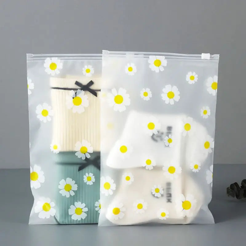 Travel Clothes Storage Bag Underwear Organizer Sealed Storage Bag for Suitcase 20-22 Inches Montmey Brand Asian Origin
