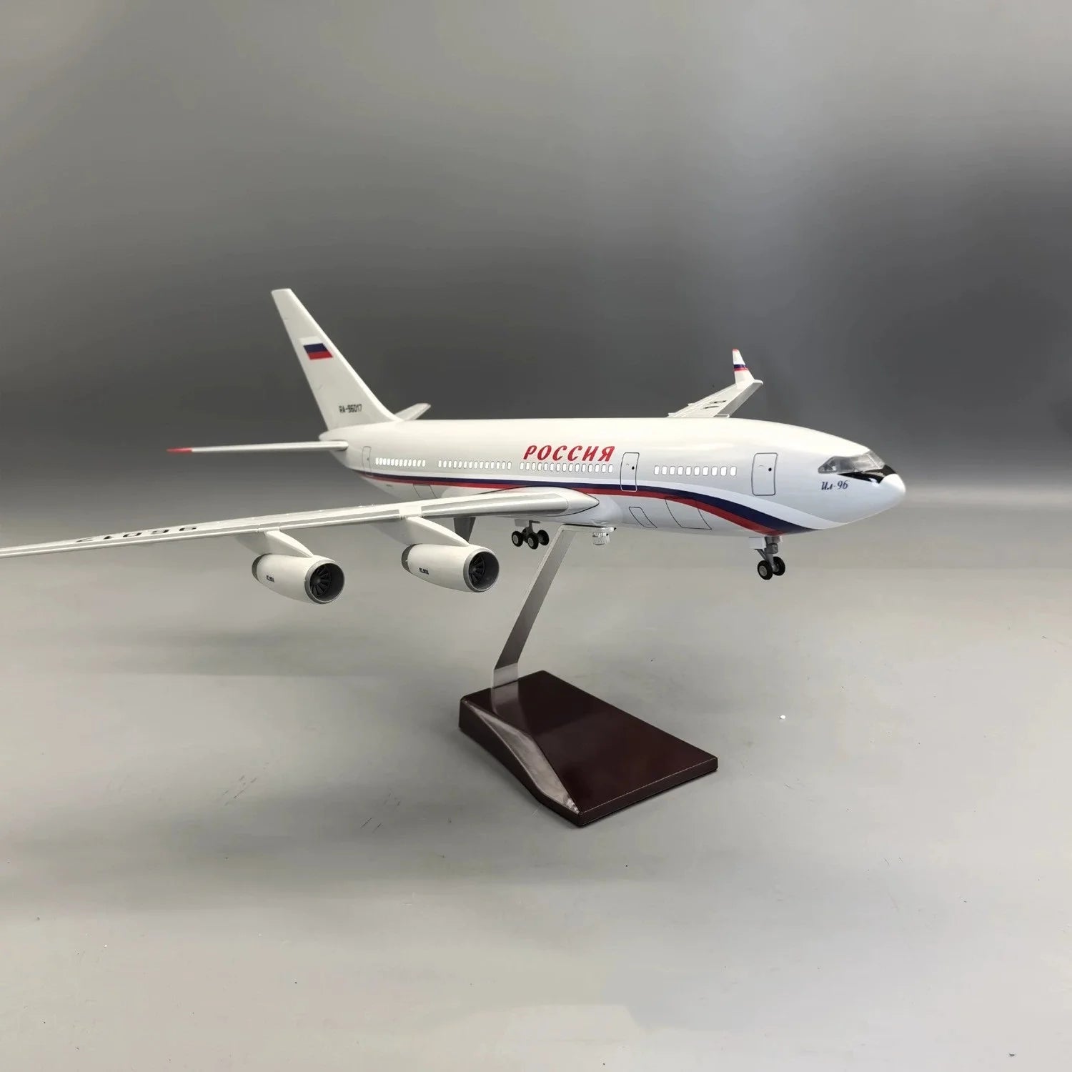 New 46cm Russian Il-96 Airplane Model Toy Kit with Landing Gear Wheels Light For Collections and Displays or Gift