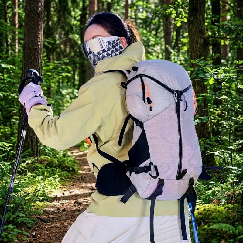 Lightweight Large Nylon Backpack Zipper Closure Fashionable Waterproof Design for Outdoor Travel Hiking Mountaineering Climbing