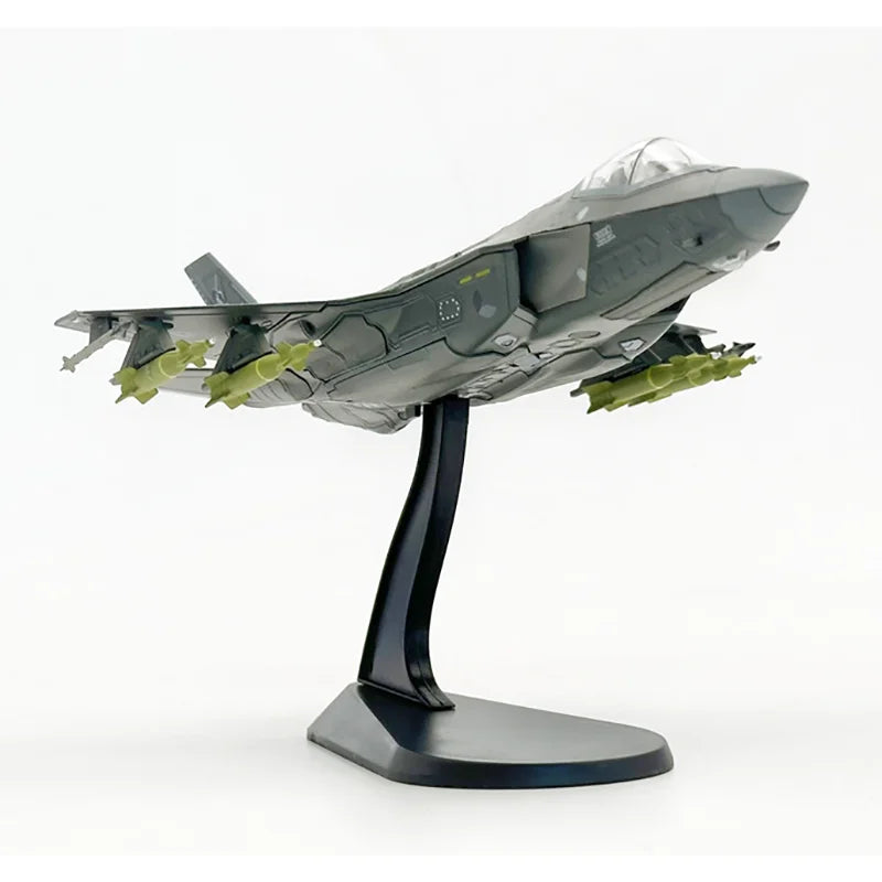 WLTK Diecast 1/72 Scale F35 F-35 Fighter Jet Finnish Air Force Painted Alloy Simulation Fighter Jet Aircraft Model Ornament