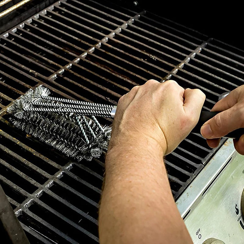 Kitchen Accessories BBQ Grill Brush and Scraper Barbecue Kit Cleaning Brush Stainless Steel Tools Wire Bristles Triangle
