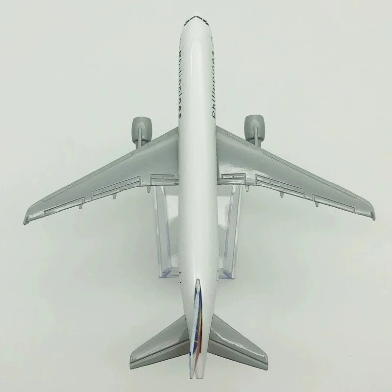 16cm airplane scale Western Philippines Airbus A320 Plane Model Simulation Alloy Finished Souvenir Collection Toy