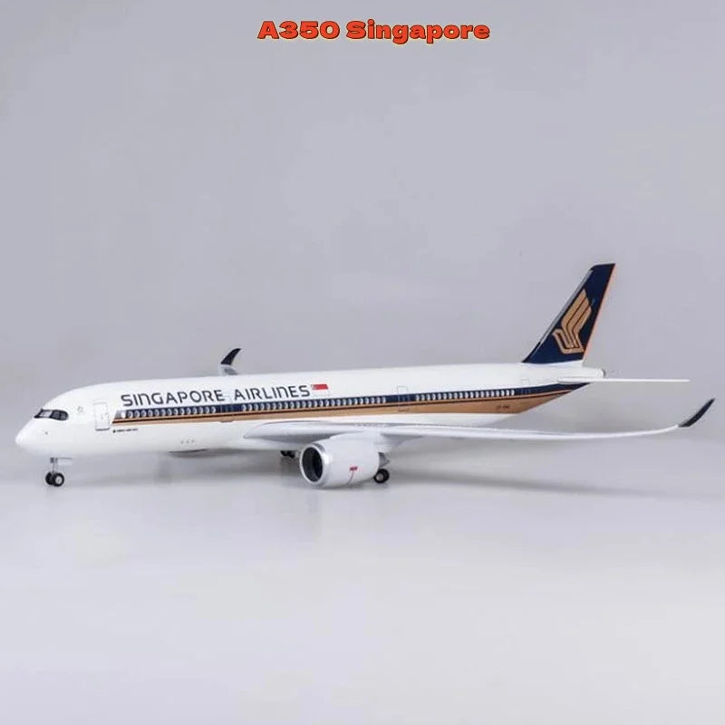 Singapore Airways A350/A380/B747 scale aircraft Toy 47CM Airplane model Light Wheel Diecast Resin Plane model plane kits