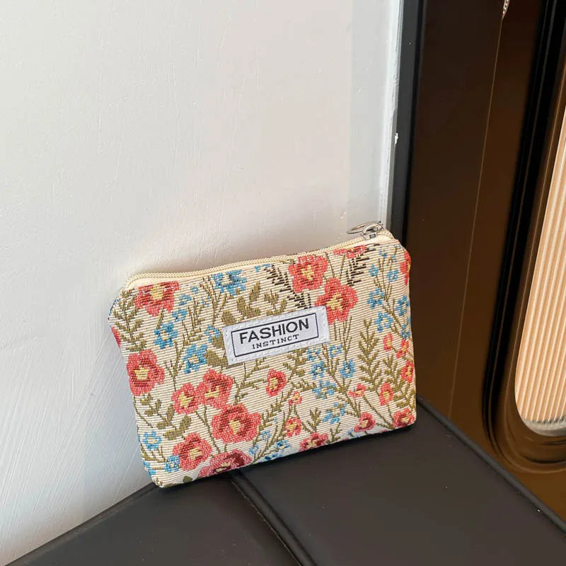Cosmetic Bag Cute Black and White Elegant Jacquard Canvas Artistic Retro Elegant Flower Convenient Clutch