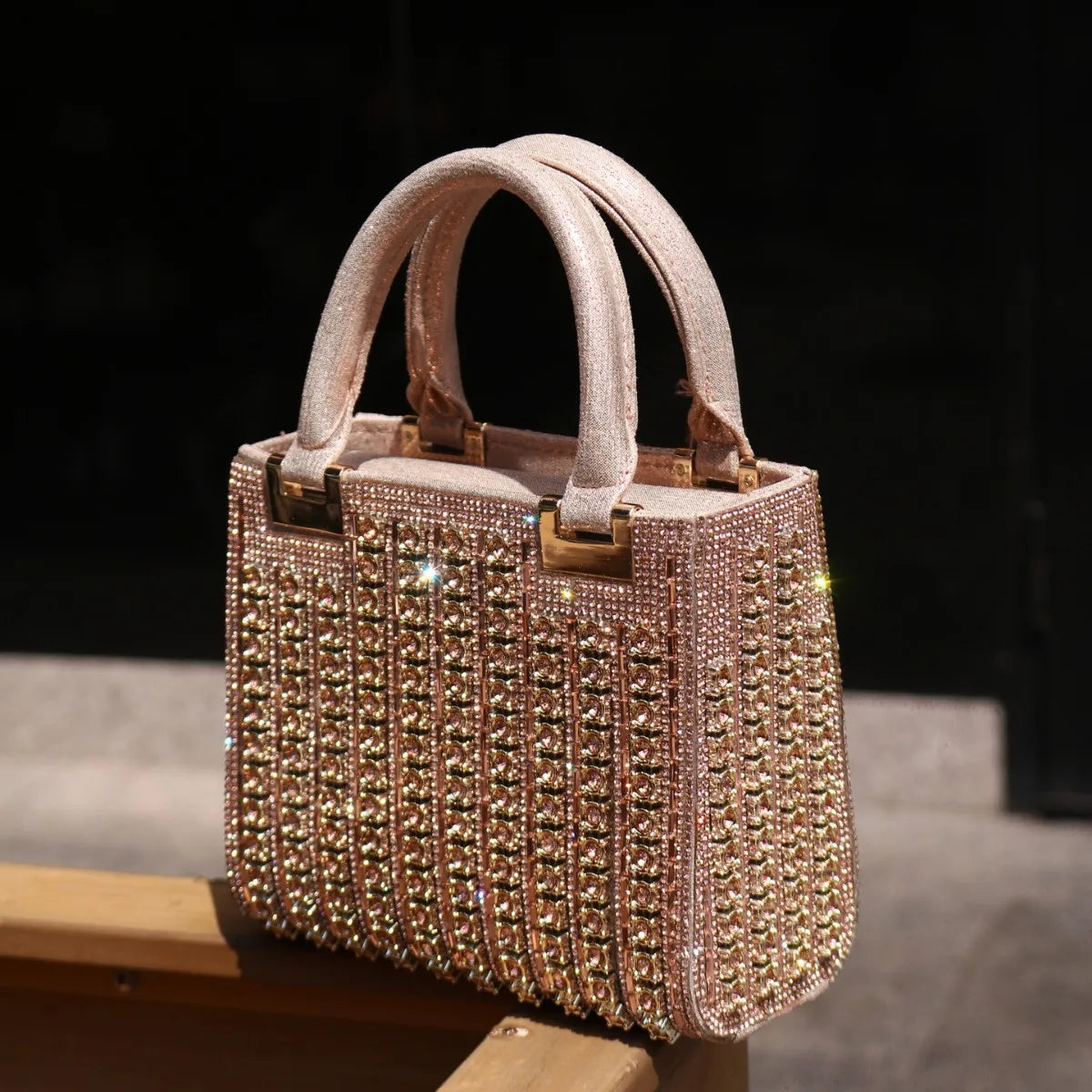 2025 Luxury High-end Crystal Diamond Women Evening Clutch Bag Fashion Design Big Rhinestone Wedding Party Handbags Shoulder Bag