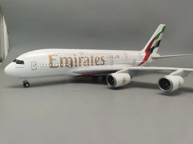 2025 New Type Diecast Model A380 Emirates Airways Resin Openable Cabin Door Airplane With Light Airline Collection Display Gifts